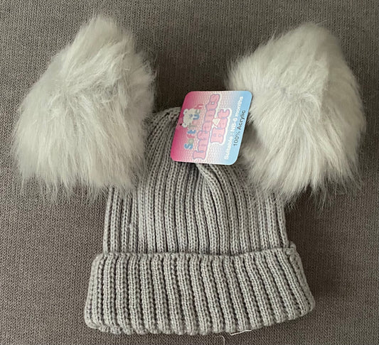 Ribbed Baby Hat with Double Pom Pom - H506