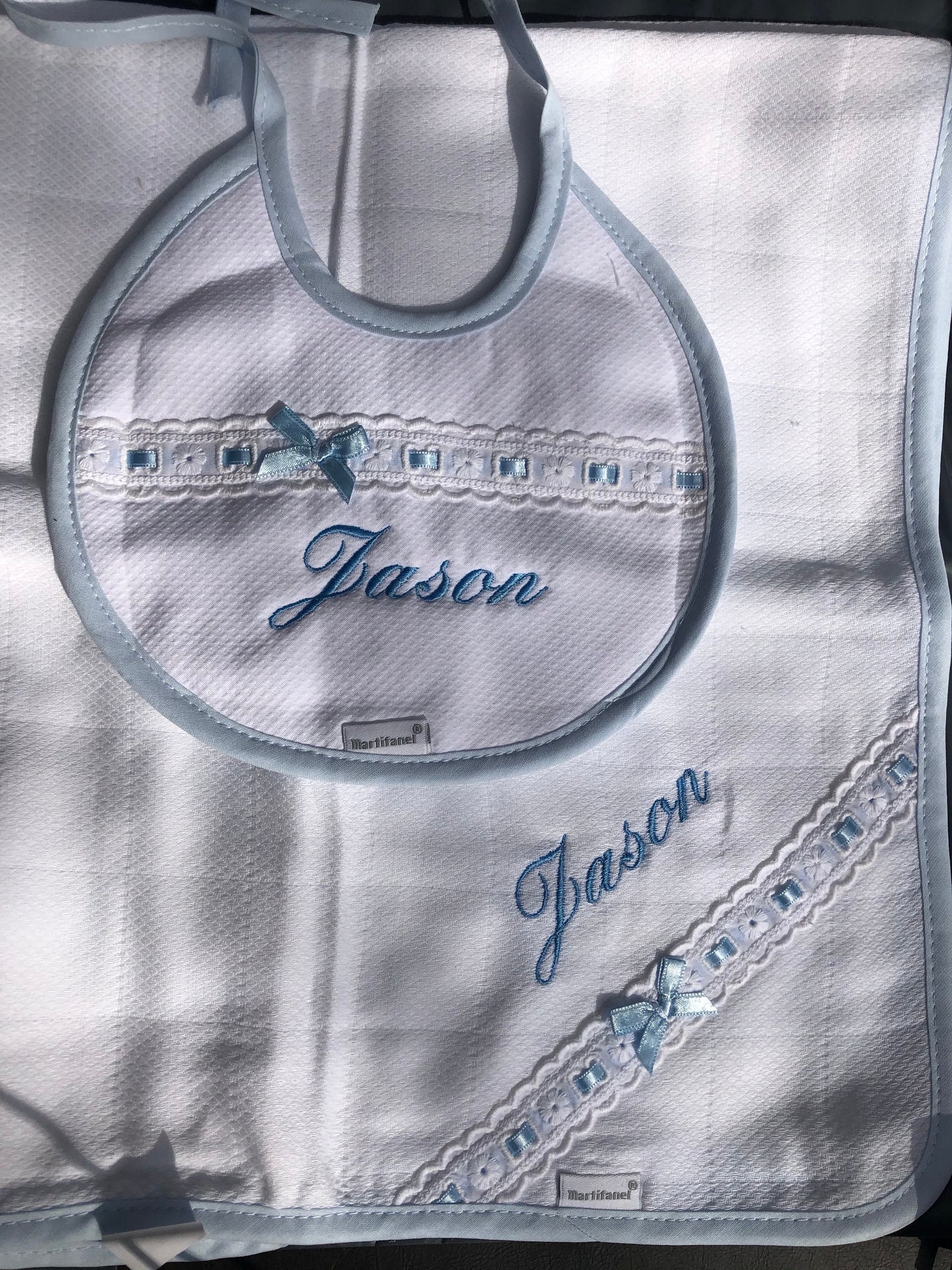 Muslin cloth with Trimmed Lace and Ribbon detail - F1PF