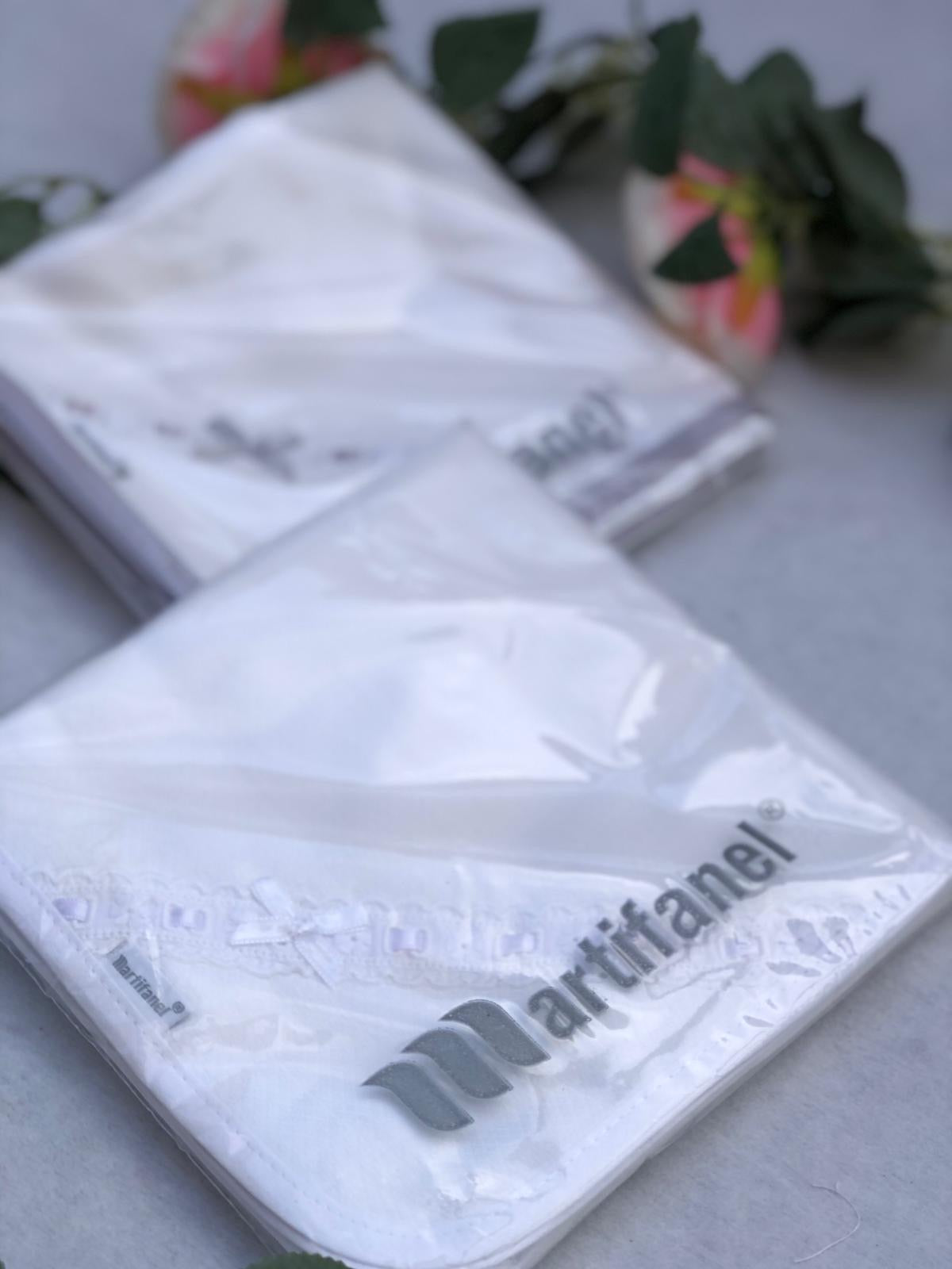 Muslin cloth with Trimmed Lace and Ribbon detail - F1PF