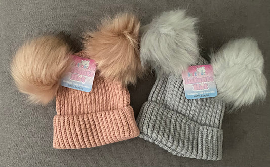 Ribbed Baby Hat with Double Pom Pom - H506
